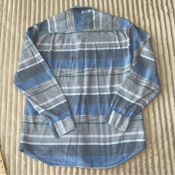 Men's Tommy Bahama Island Flannel Dress Shirt Size Large Blue Striped sku040 - Picture 2 of 6